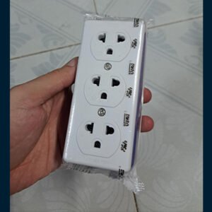 ปลั๊ก 3 ตา